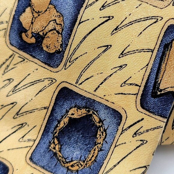 Religious-Themed Mens Tie W/ Praying Hands Grandfathercore Wide - Picture 7 of 9